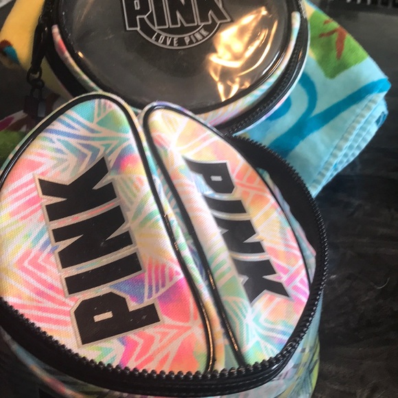 BNWOT VS PINK TRAVEL TOILETRIES CASES - Picture 4 of 8